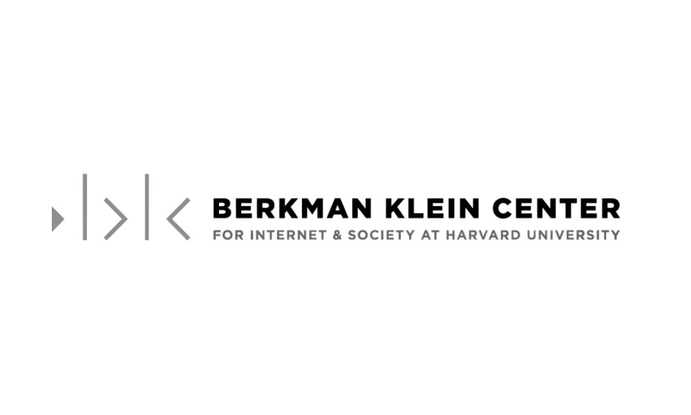 Logotip centra Berkman Klein za internet in družbo na univerzi Harvard